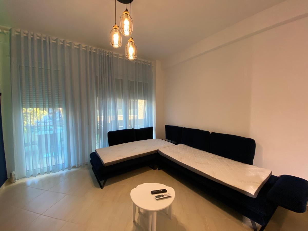 Enid Apartment Vlore Exterior photo